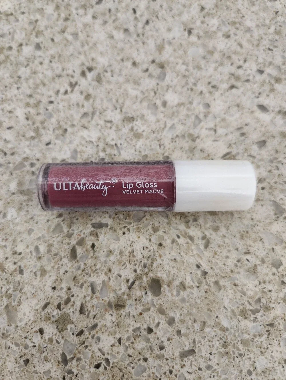 3/$15 Silver Makeup Bag, lip gloss & lip liner, 2 Beakey sponges, NEW-never used